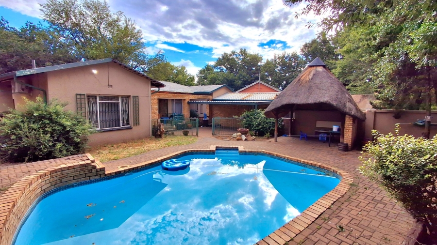 3 Bedroom Property for Sale in Sasolburg Ext 11 Free State